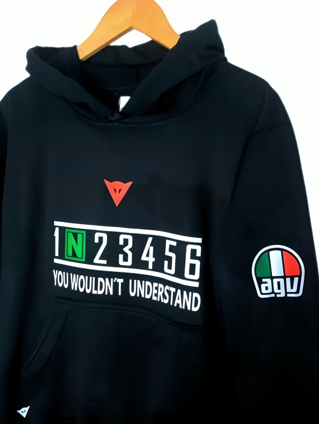 WhatsApp Image 2024-07-03 at 10.46.49 AM (2) Buzo Negro con Capota Estampado